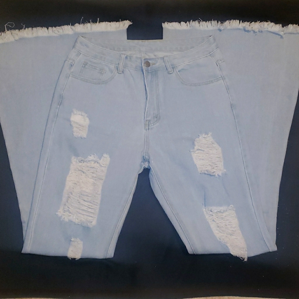 Light Ripped Bel Bottom Jeans